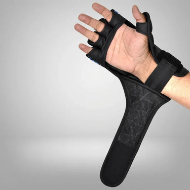 AURAPLUS2025GRAPPLINGGLOVES_GGR-F17BR_1#color_blueblack
